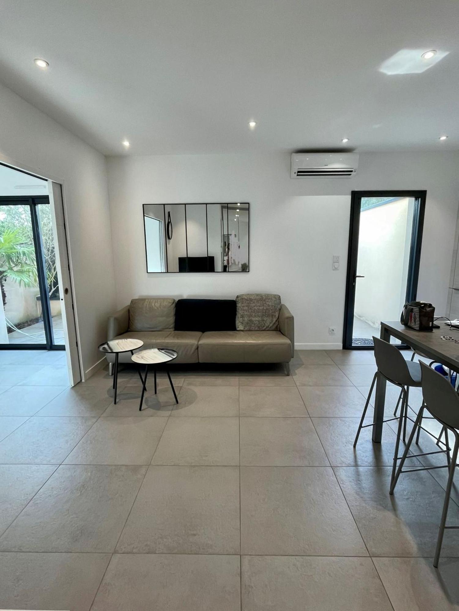 Maison Appart, Le Cocon Brindasien, 20 Min De Lyon, 66 M2 Buitenkant foto
